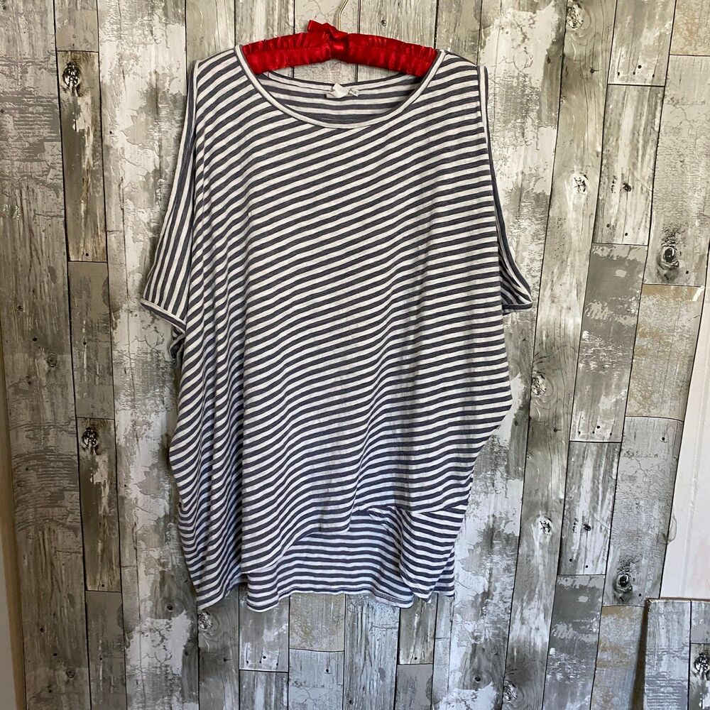 Simple Suzanne Betro cold shoulder blue and white stripe top 3X